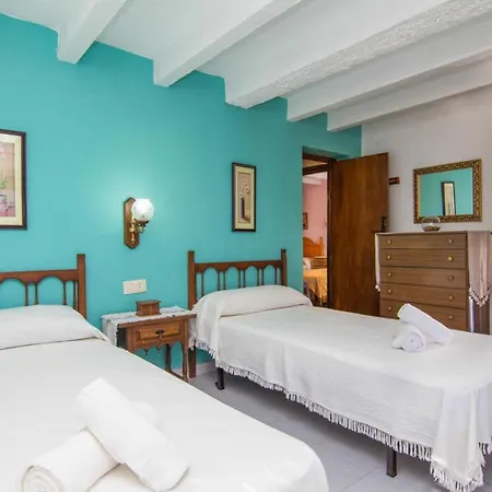 Abahana Amoros Villa