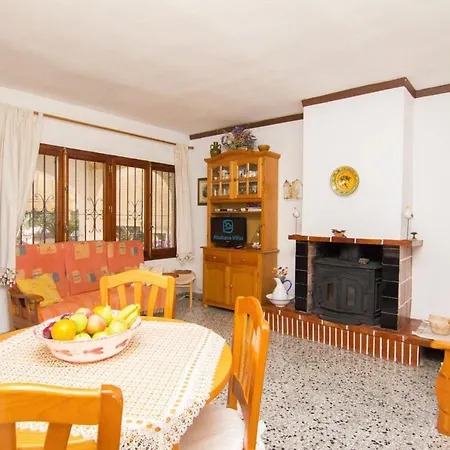 Abahana Amoros Villa
